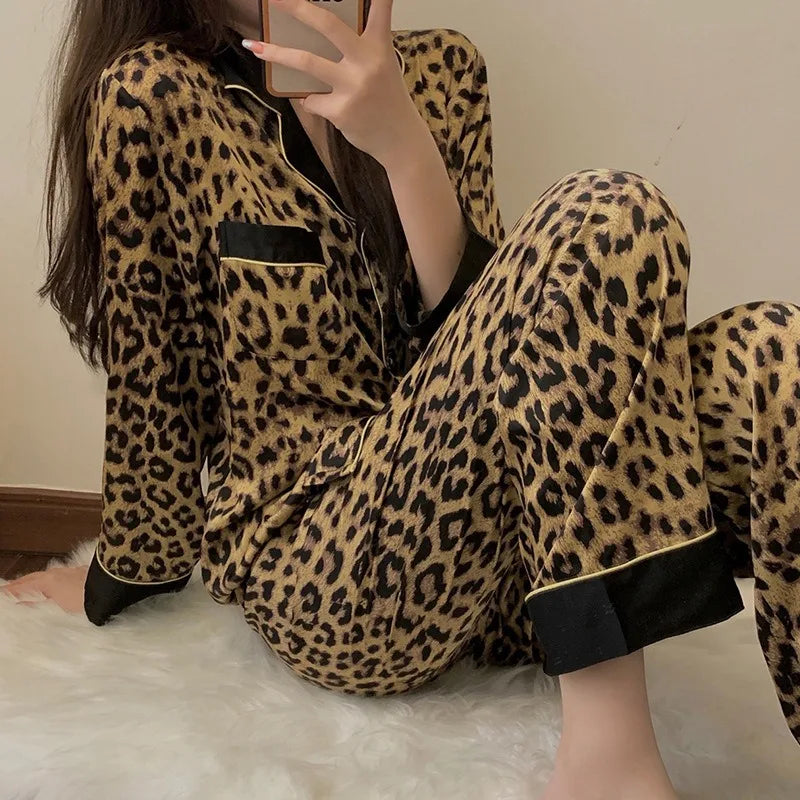 LeoLuxe Fashion Pajamas